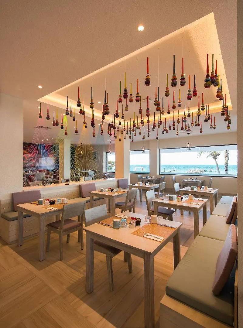 Izla Beach Front Hotel Isla Mujeres